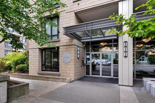 #1502-751 Fairfield Rd  Victoria, BC V8W 4A4