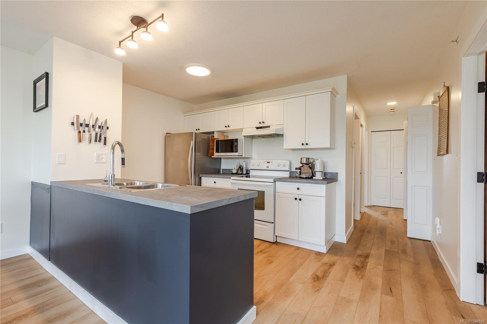 6057 Cedar Grove Dr, Nanaimo, BC