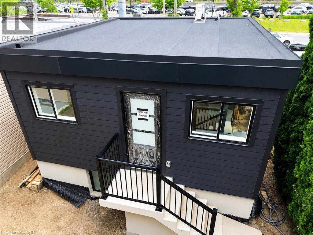 17 White Avenue Unit# 1 Gs, North York, ON - Outdoor With Exterior