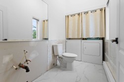 Powder room - 
