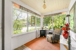 Sun Room - 