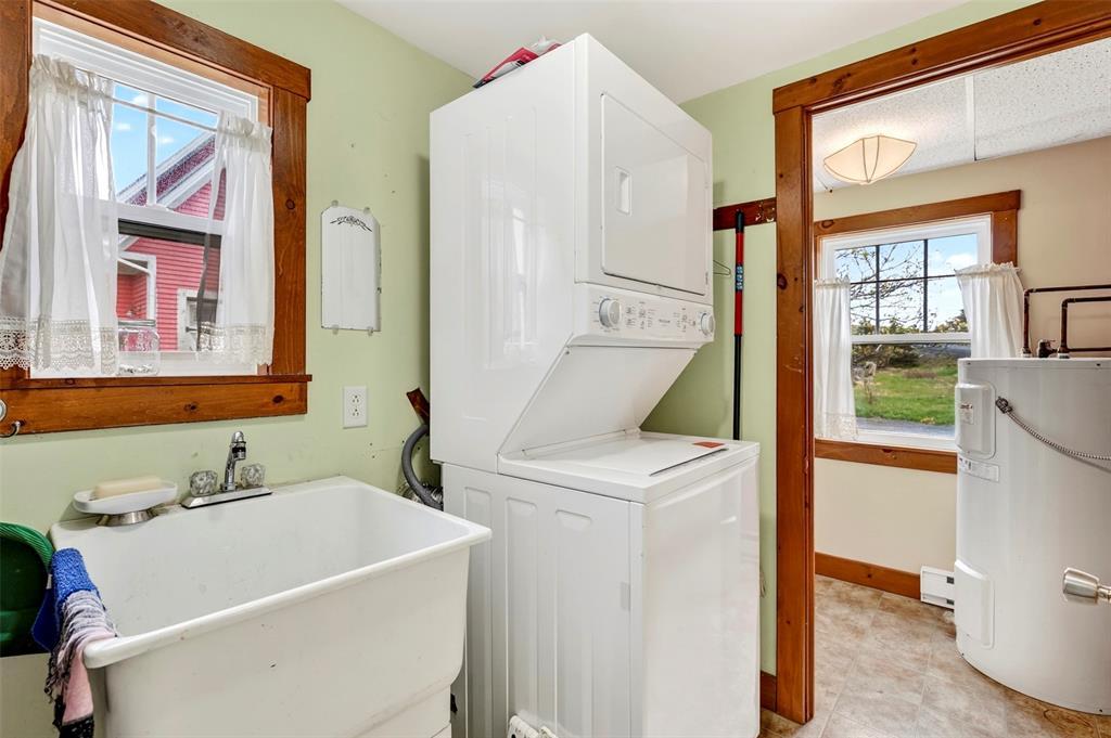 9 Bareneed Road, Bareneed, NL - Indoor Photo Showing Laundry Room