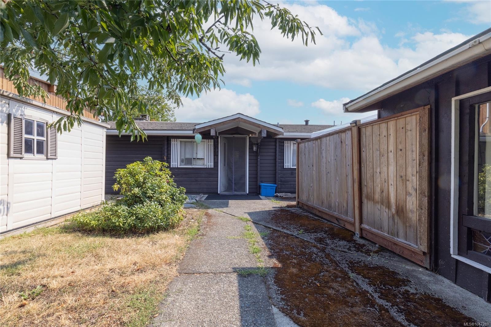 2640 Randle Rd, Nanaimo, BC