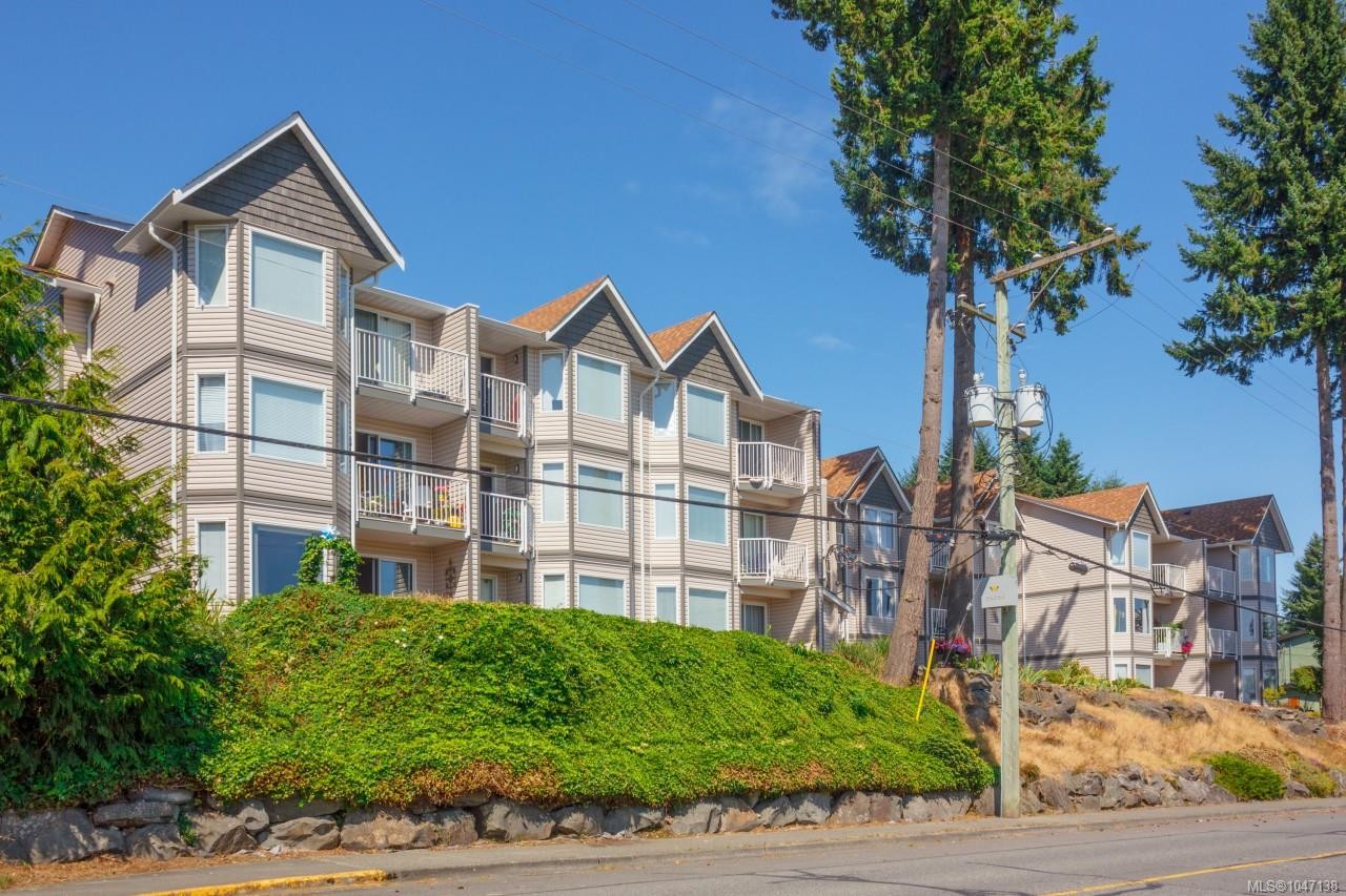#106-9916 Daniel St, Chemainus, BC - Outdoor