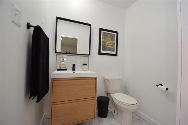 73 Holt Dr, Winnipeg, MB - Indoor Photo Showing Bathroom