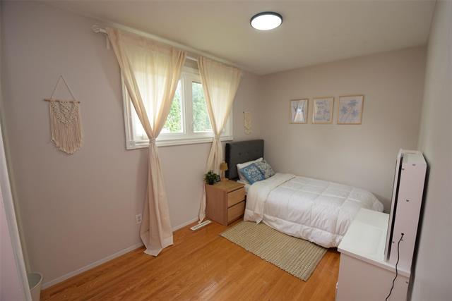 73 Holt Dr, Winnipeg, MB - Indoor Photo Showing Bedroom