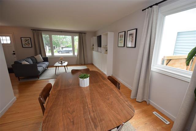 73 Holt Dr, Winnipeg, MB - Indoor