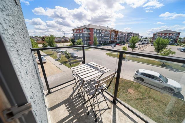 47 Highwater Path, Winnipeg, MB - Outdoor With View