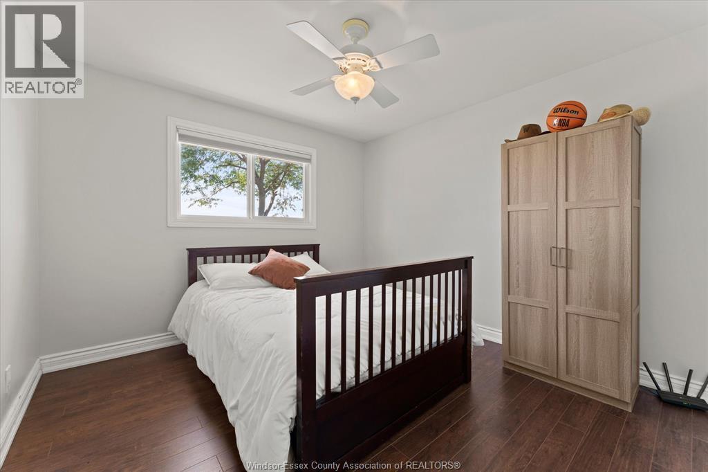 561 County Rd 2, Lakeshore, ON - Indoor Photo Showing Bedroom