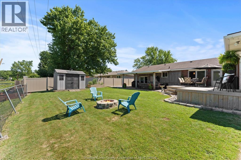 561 County Rd 2, Lakeshore, ON - Outdoor With Deck Patio Veranda With Backyard