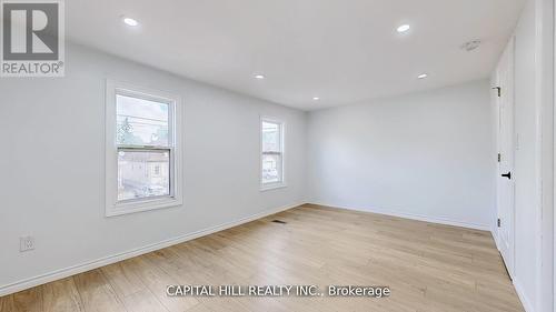 160 Picton Street E, Hamilton, ON - Indoor Photo Showing Other Room