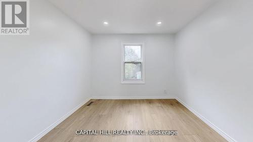 160 Picton Street E, Hamilton, ON - Indoor Photo Showing Other Room