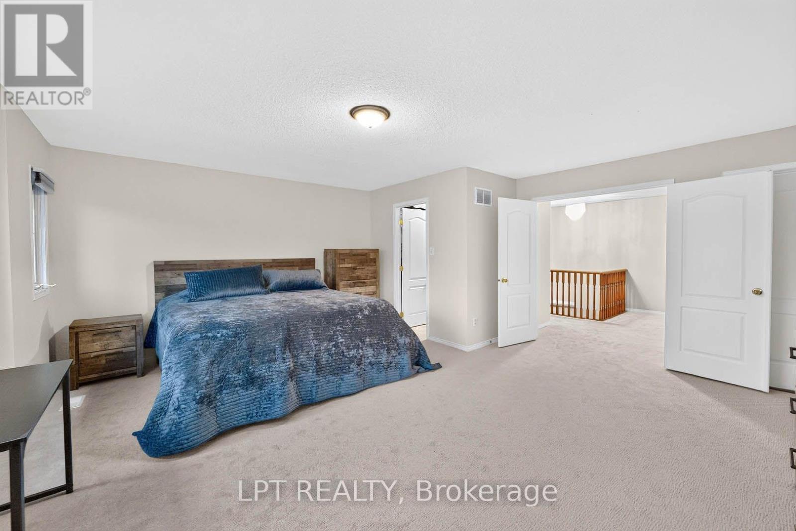 43 Liam Drive, Hamilton, ON - Indoor Photo Showing Bedroom