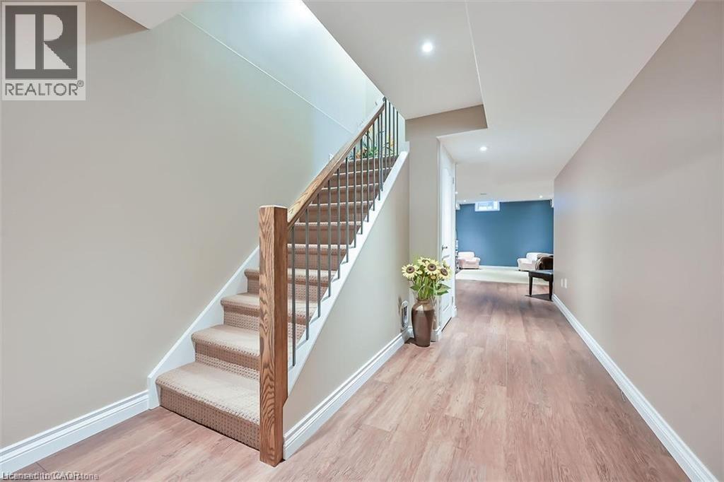 35 Willowbanks Terrace, Hamilton, ON - Indoor Photo Showing Other Room