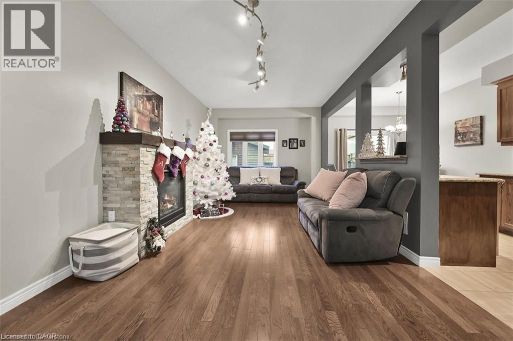 35 Willowbanks Terrace, Hamilton, ON - Indoor Photo Showing Living Room With Fireplace