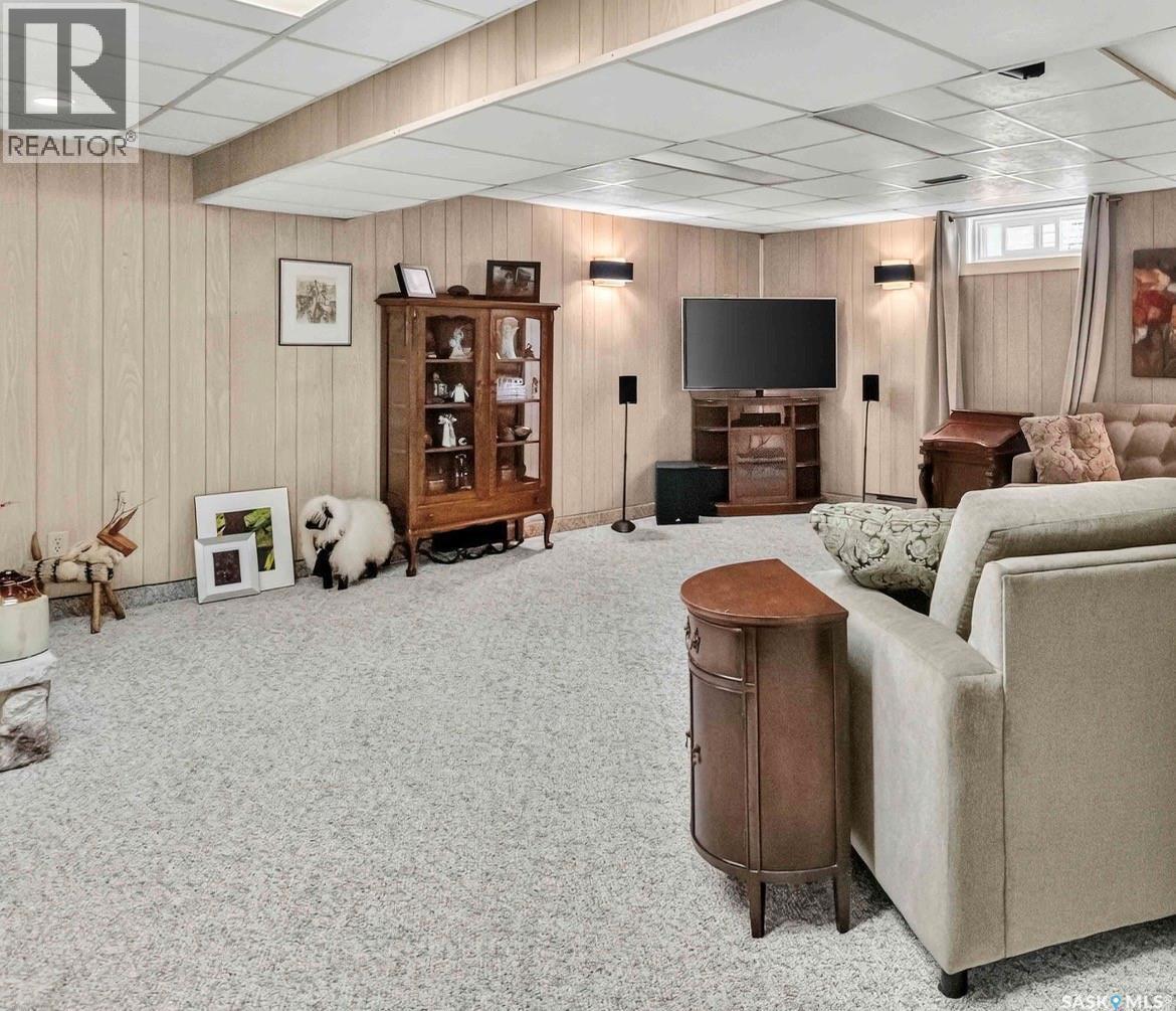 1415 Park Avenue, Saskatoon, SK - Indoor Photo Showing Basement