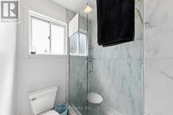 Ensuite bathroom - 