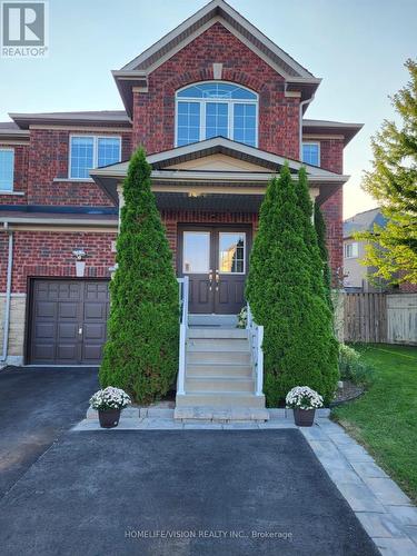 115 JAMES MCCULLOUGH ROAD  Whitchurch-Stouffville, ON L4A 0Z2
