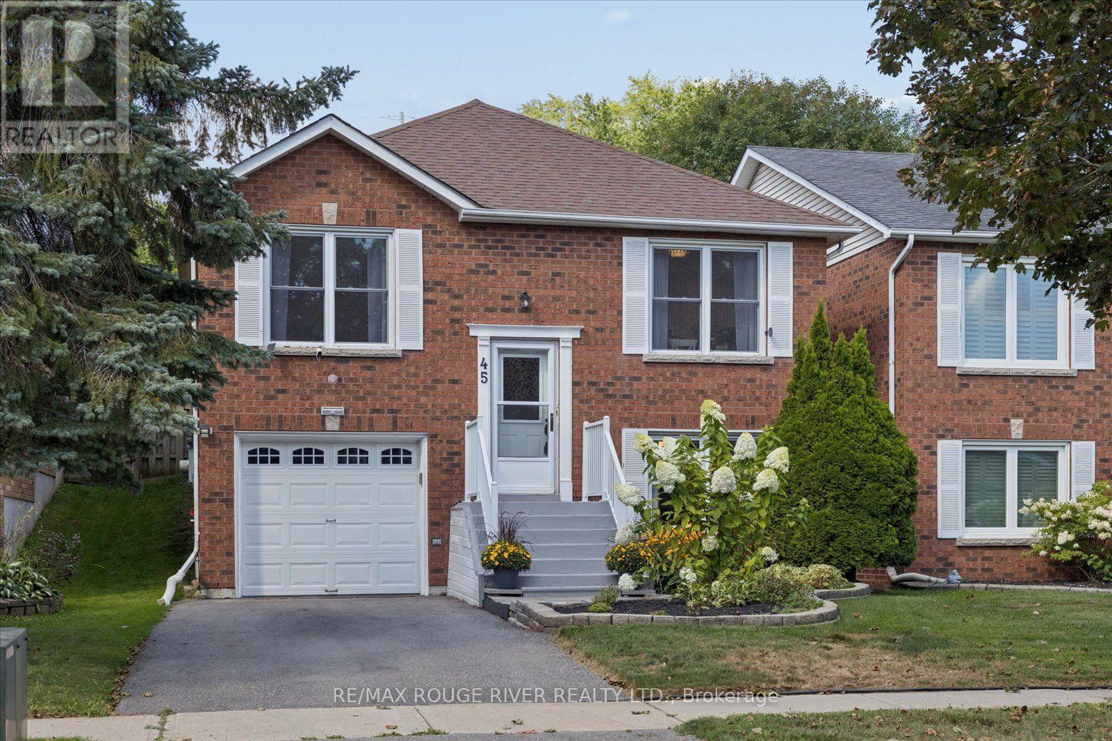 45 Mccrimmon Crescent, Clarington, ON - Outdoor