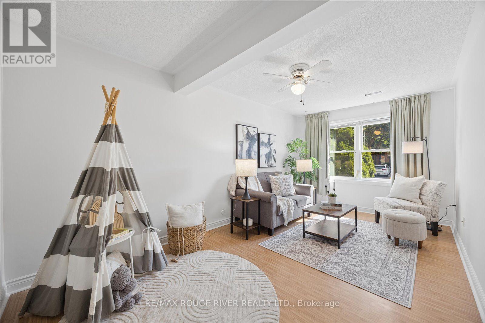 45 Mccrimmon Crescent, Clarington, ON - Indoor