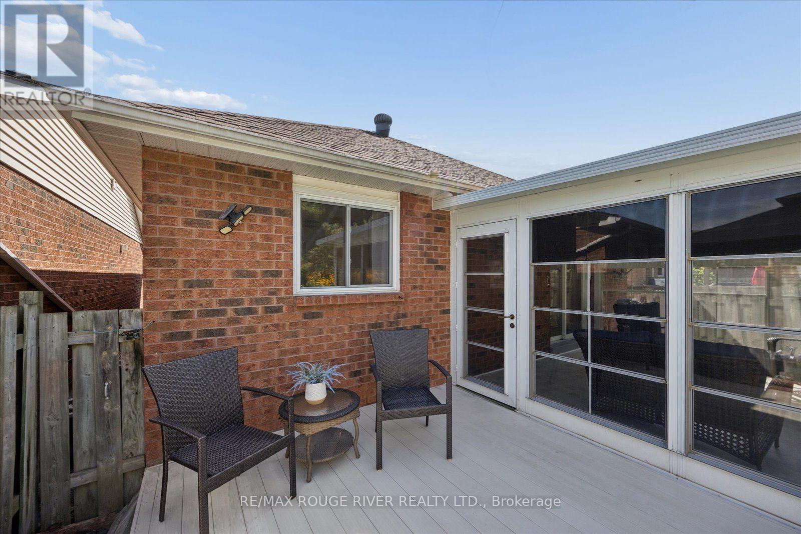 45 Mccrimmon Crescent, Clarington, ON - Outdoor With Exterior