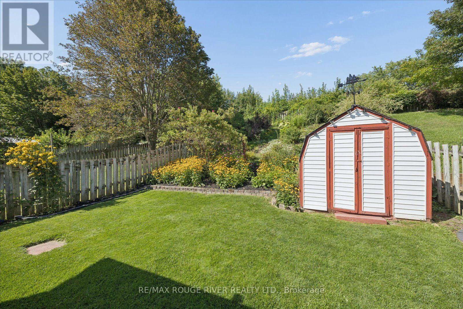 45 Mccrimmon Crescent, Clarington, ON - Outdoor