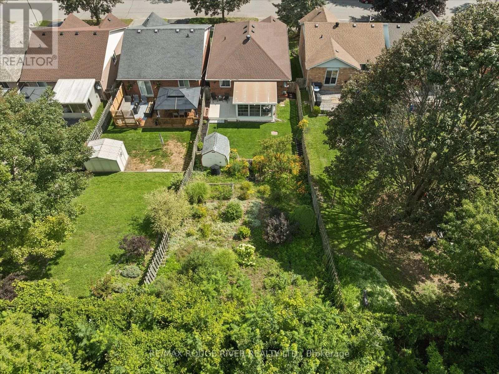 45 Mccrimmon Crescent, Clarington, ON - Outdoor