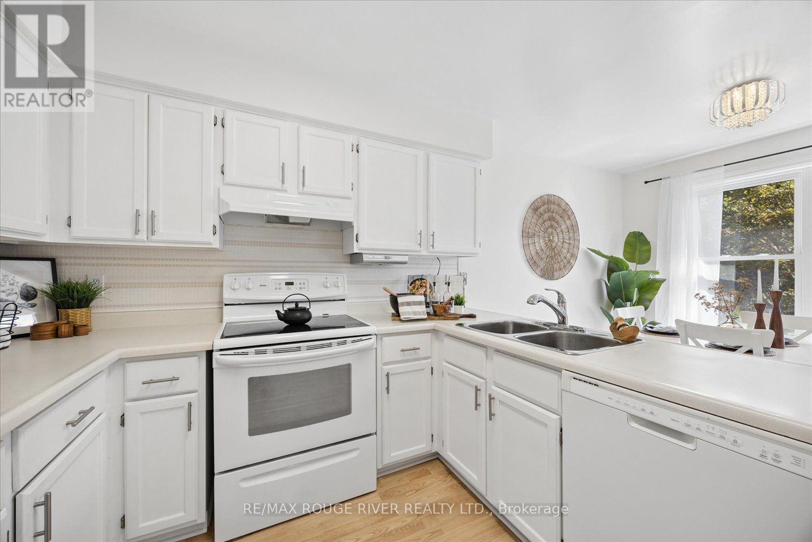 45 Mccrimmon Crescent, Clarington, ON - Indoor Photo Showing Kitchen With Double Sink