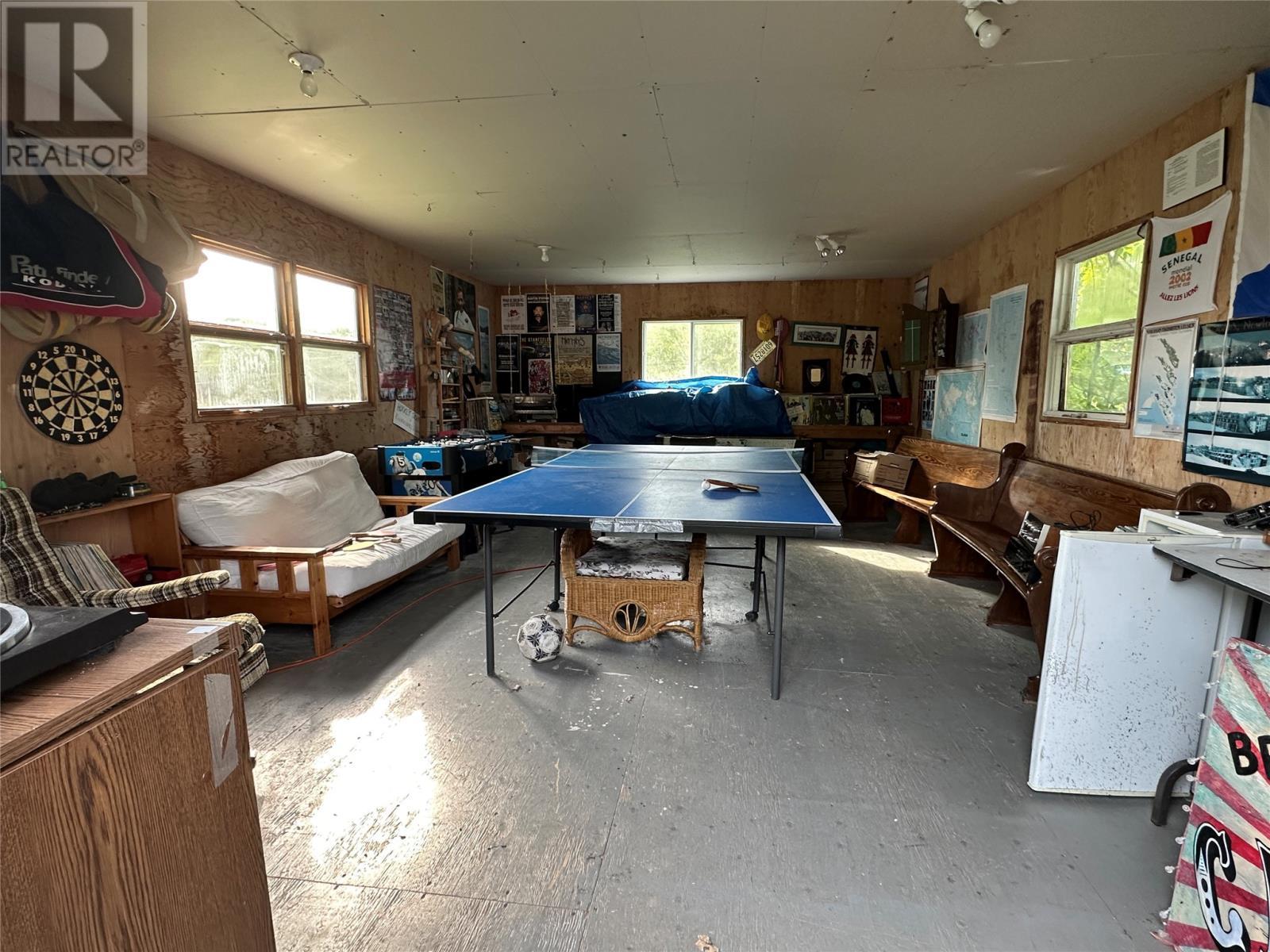 32 Marsh Road, Hants Harbour, NL - Indoor Photo Showing Living Room