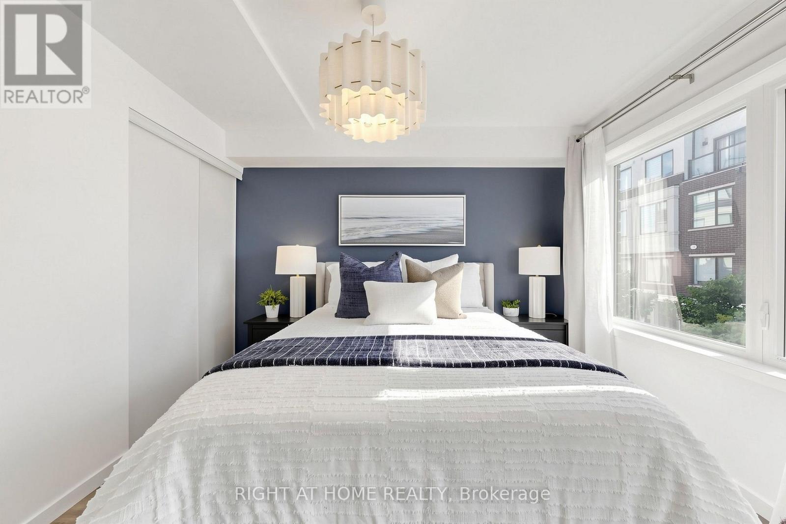 75 - 400 Alex Garner Circle, Aurora, ON - Indoor Photo Showing Bedroom