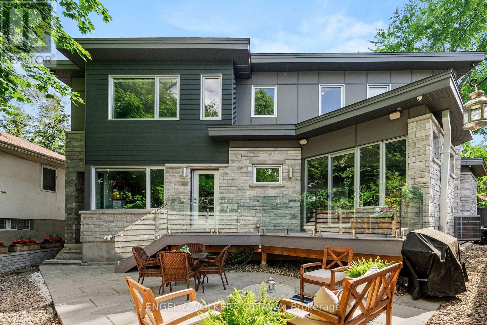 615 Island Park Crescent, Ottawa, ON - Outdoor With Exterior