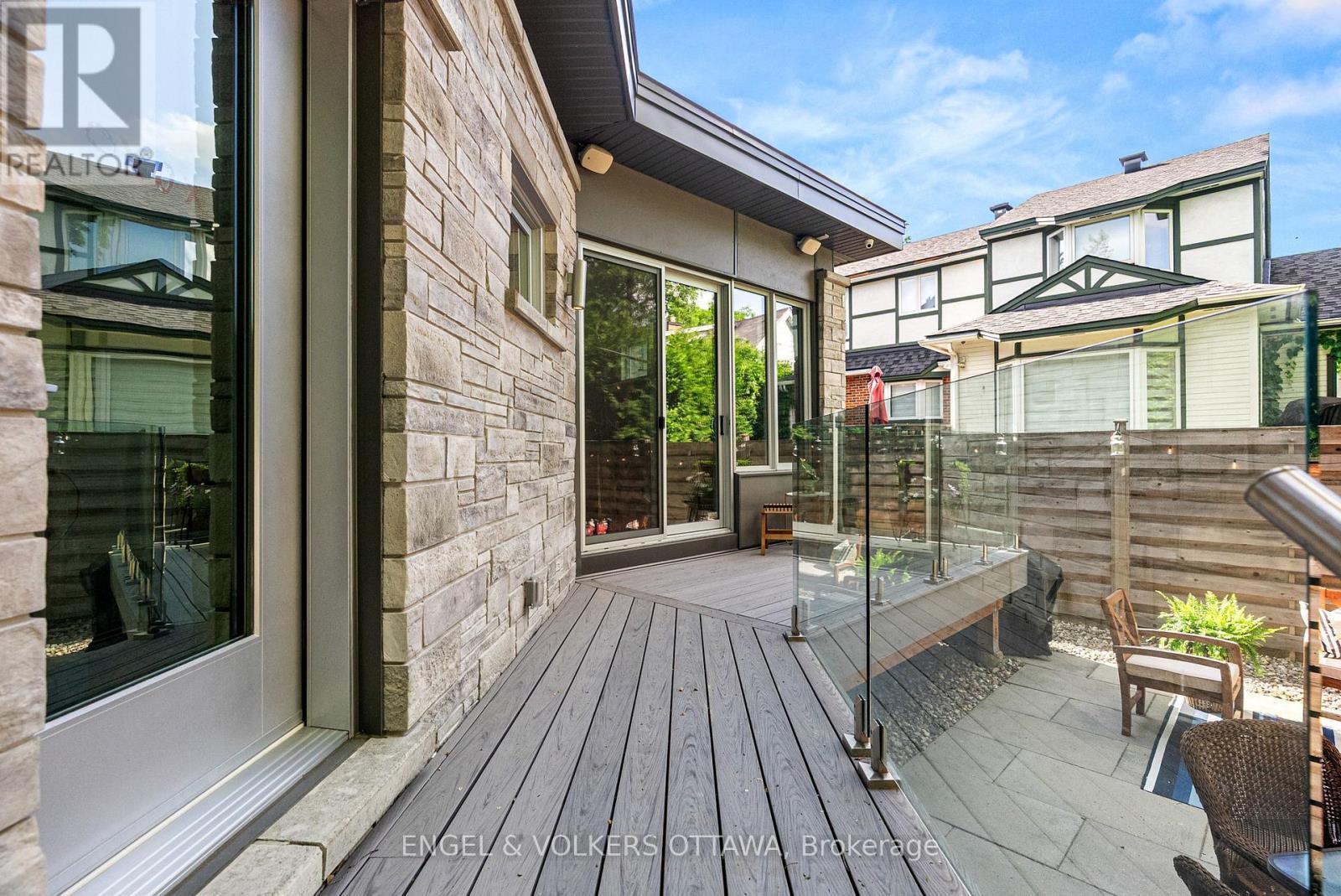 615 Island Park Crescent, Ottawa, ON - Outdoor With Deck Patio Veranda With Exterior