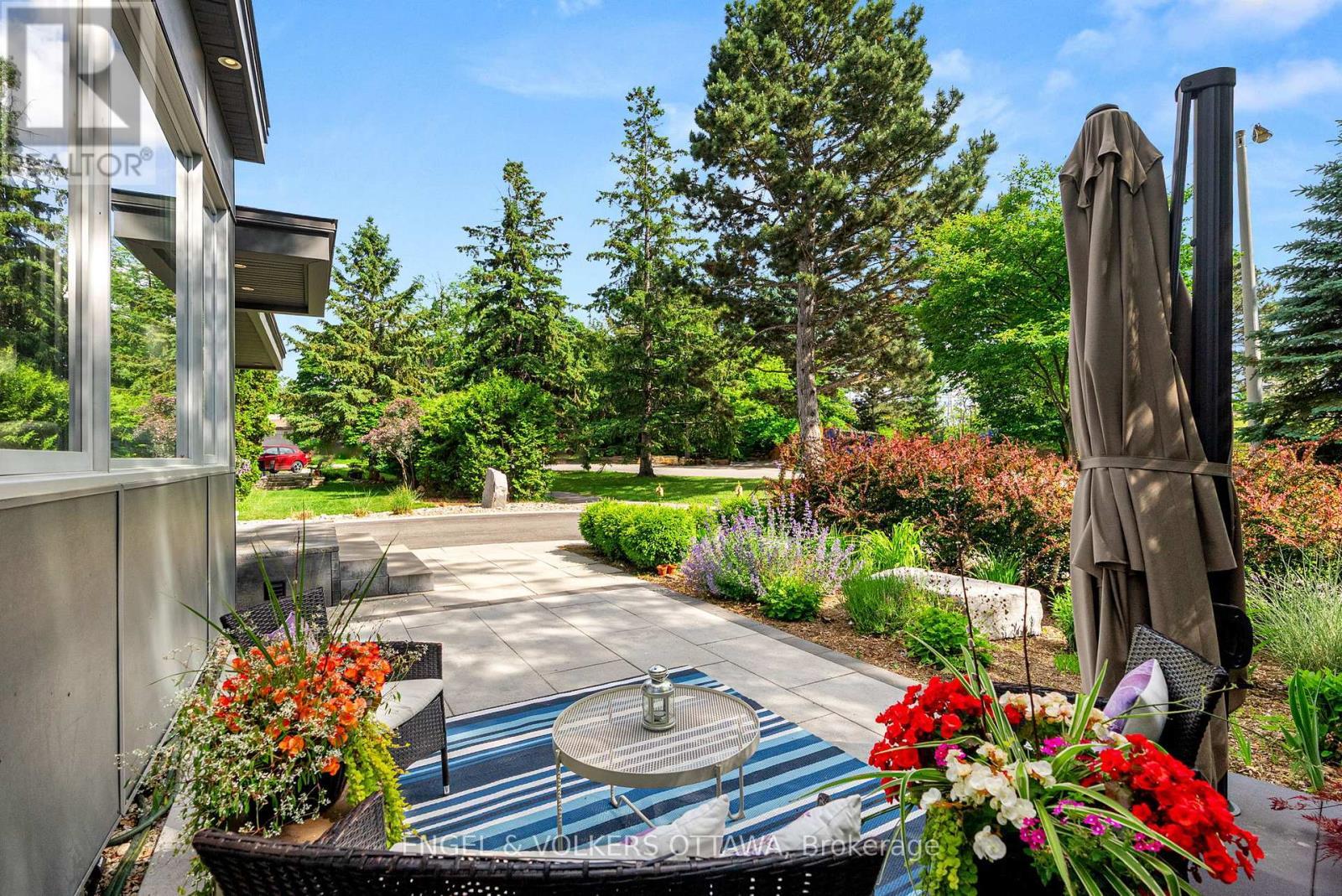 615 Island Park Crescent, Ottawa, ON - Outdoor
