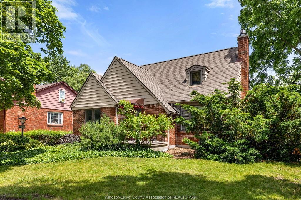 2594 Buckingham, Windsor, ON - Outdoor