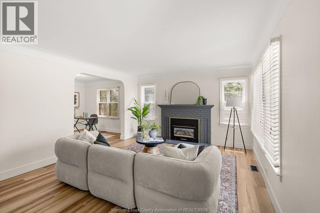 2594 Buckingham, Windsor, ON - Indoor Photo Showing Living Room With Fireplace