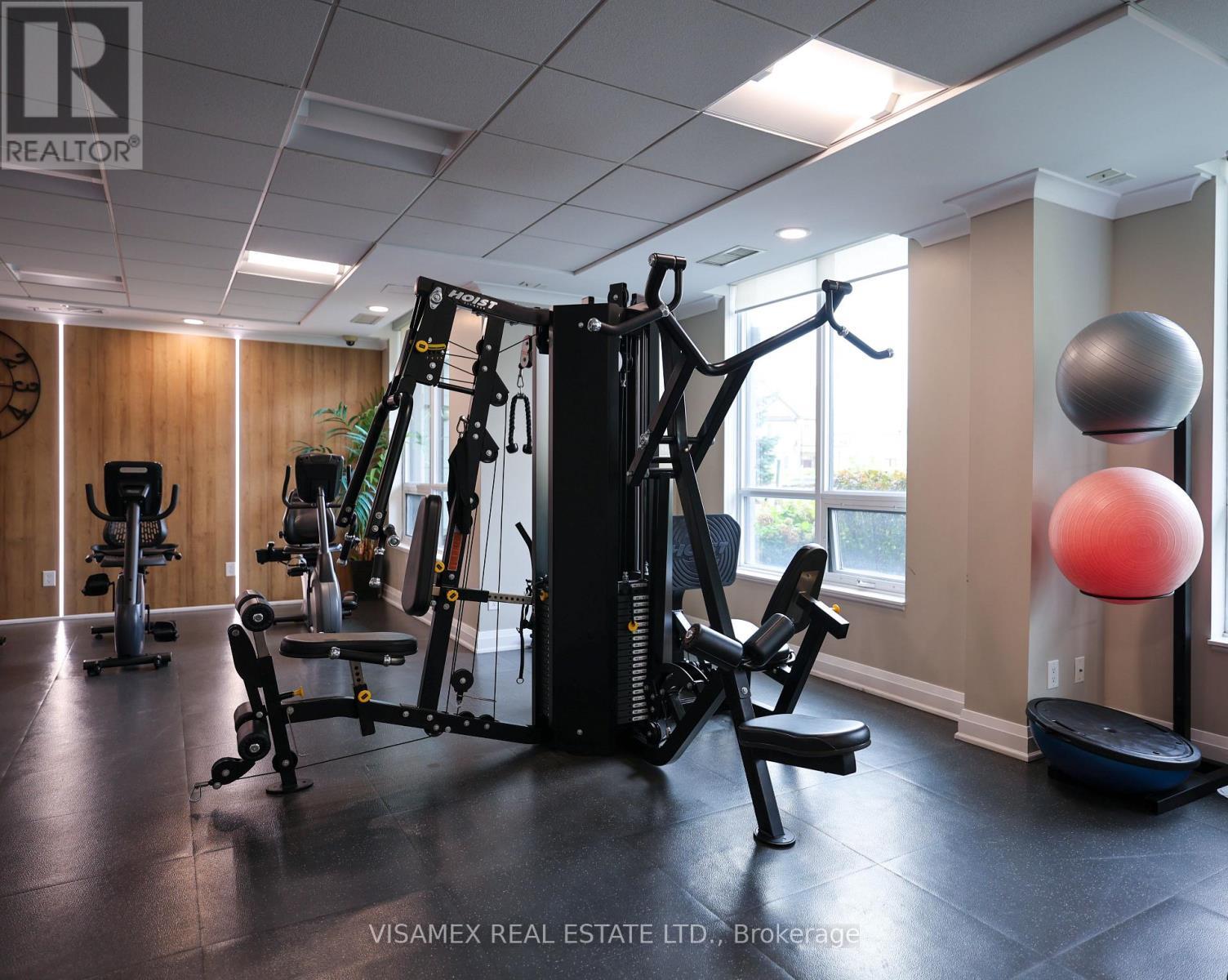 210 - 20 North Park Road, Vaughan, ON - Indoor Photo Showing Gym Room