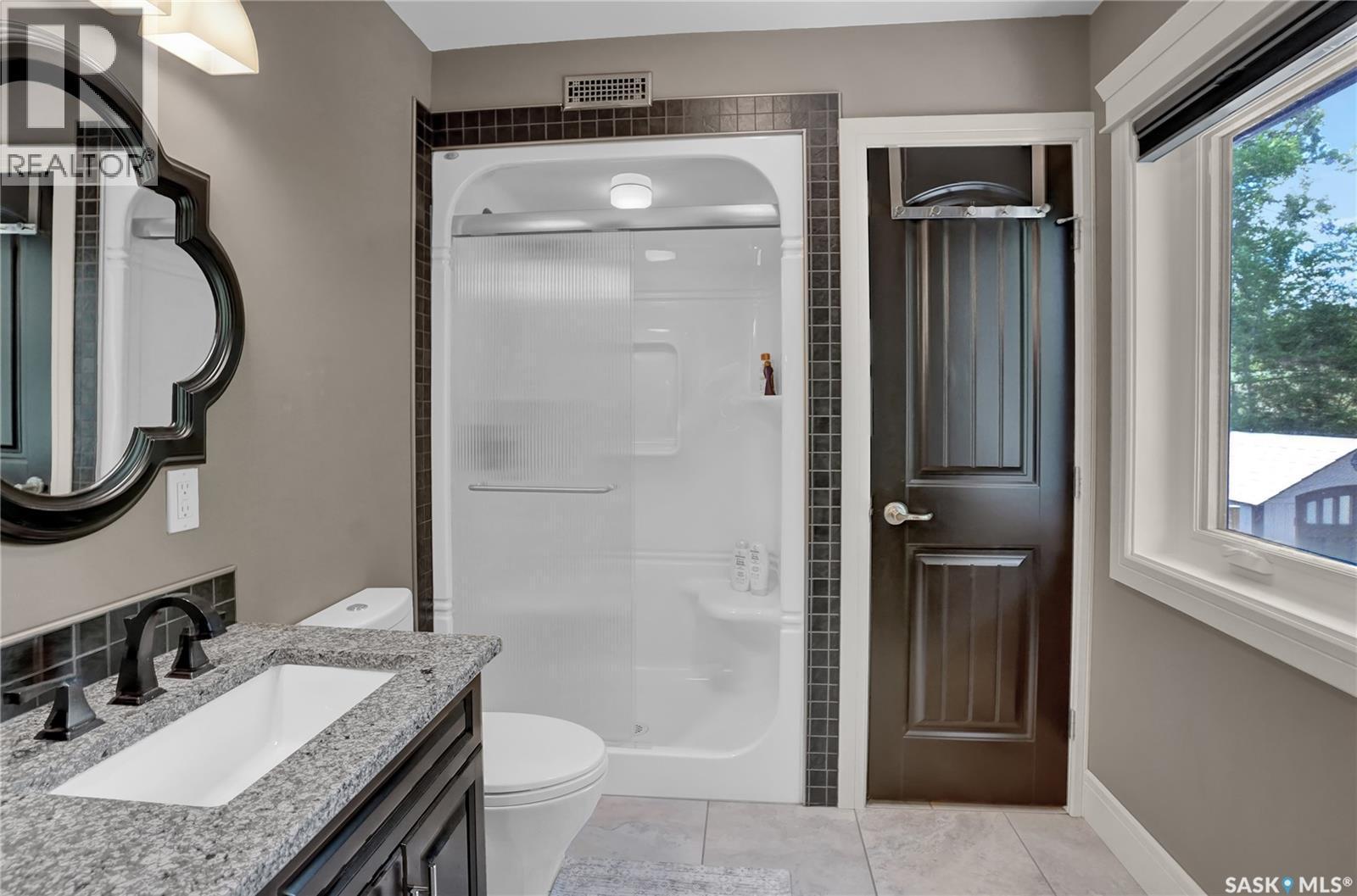 507 Tatanka Drive, Buffalo Pound Lake, SK - Indoor Photo Showing Bathroom