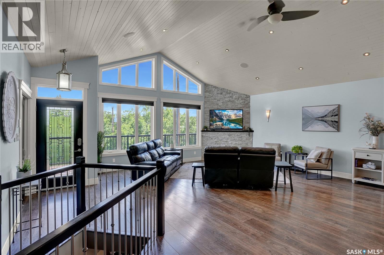 507 Tatanka Drive, Buffalo Pound Lake, SK - Indoor