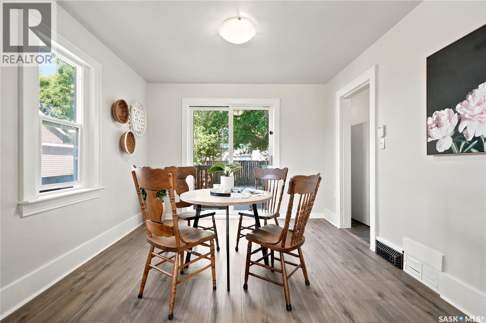 1117 Kilburn Avenue, Saskatoon, SK - Indoor Photo Showing Dining Room