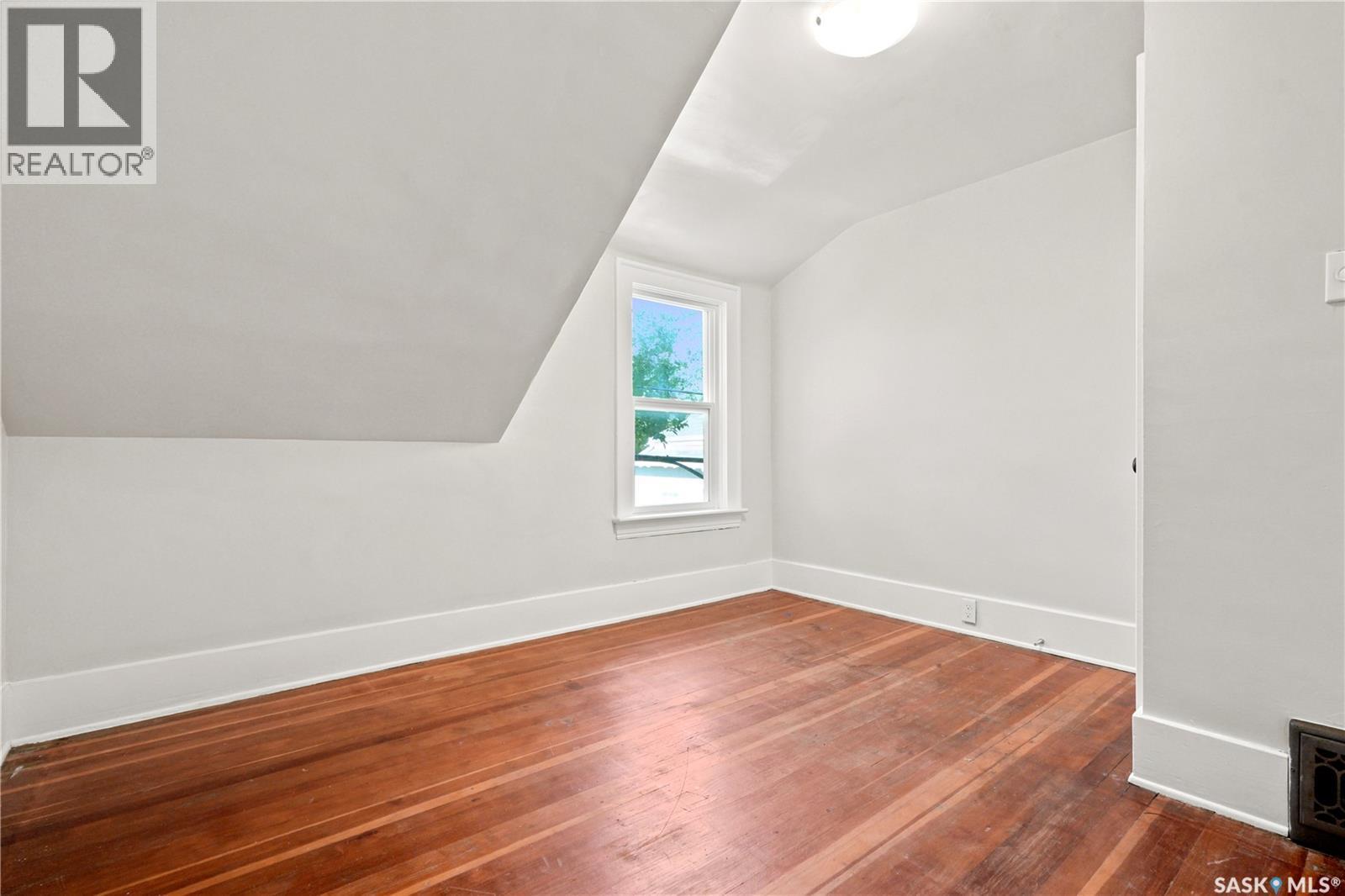 1117 Kilburn Avenue, Saskatoon, SK - Indoor Photo Showing Other Room