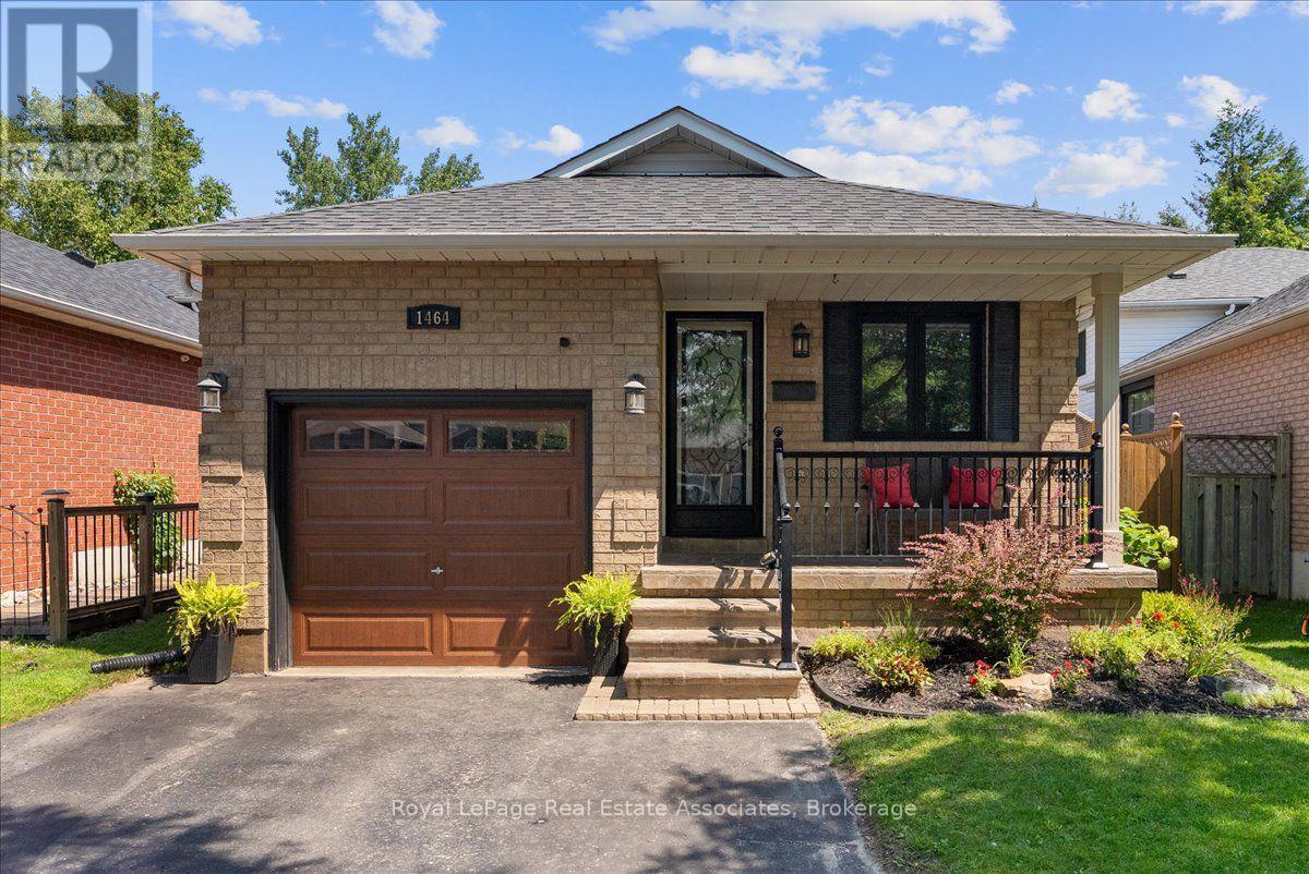1464 Trowbridge Drive, Oshawa, ON - Outdoor With Deck Patio Veranda