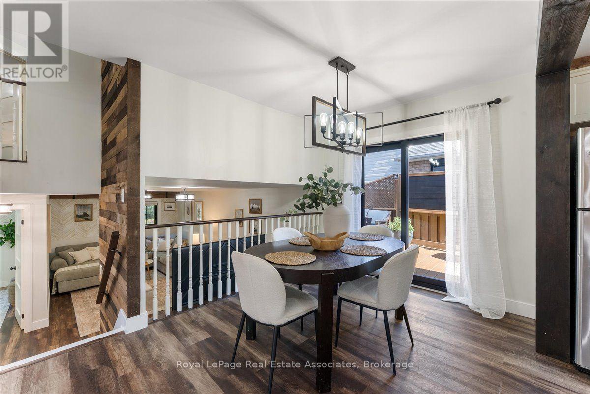 1464 Trowbridge Drive, Oshawa, ON - Indoor Photo Showing Dining Room
