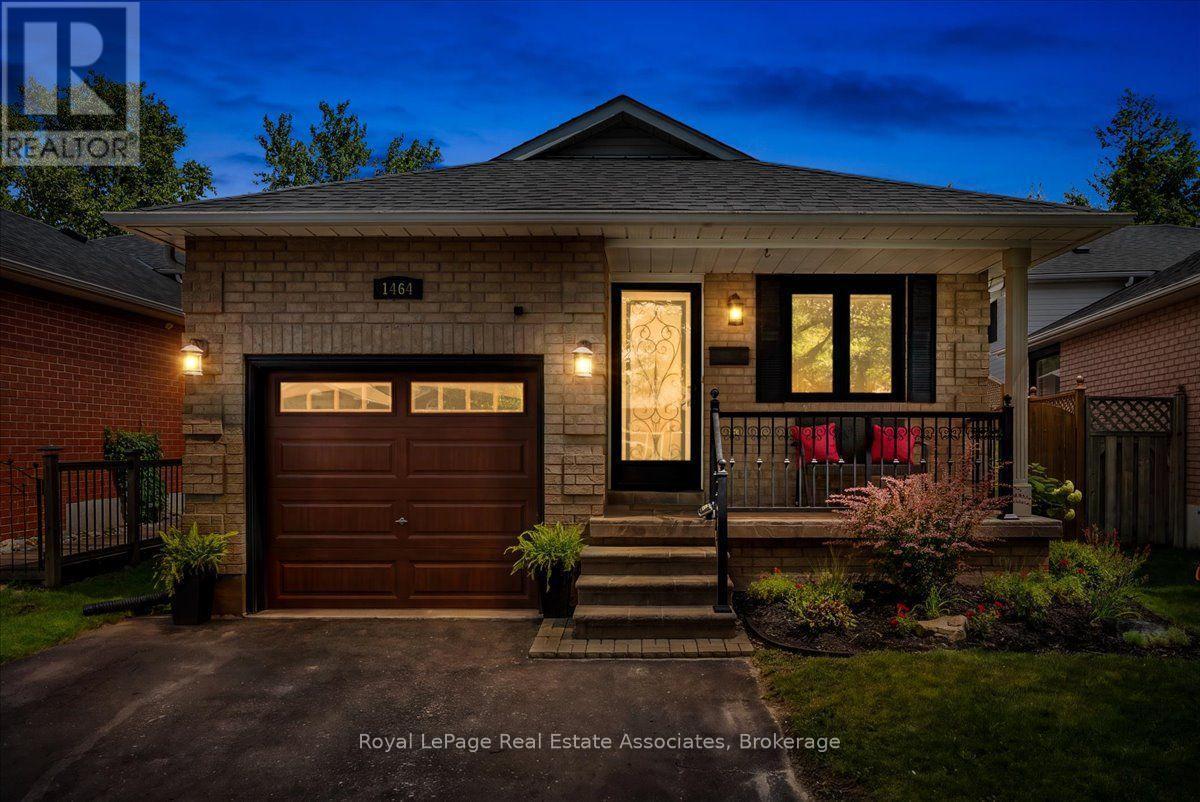 1464 Trowbridge Drive, Oshawa, ON - Outdoor With Deck Patio Veranda