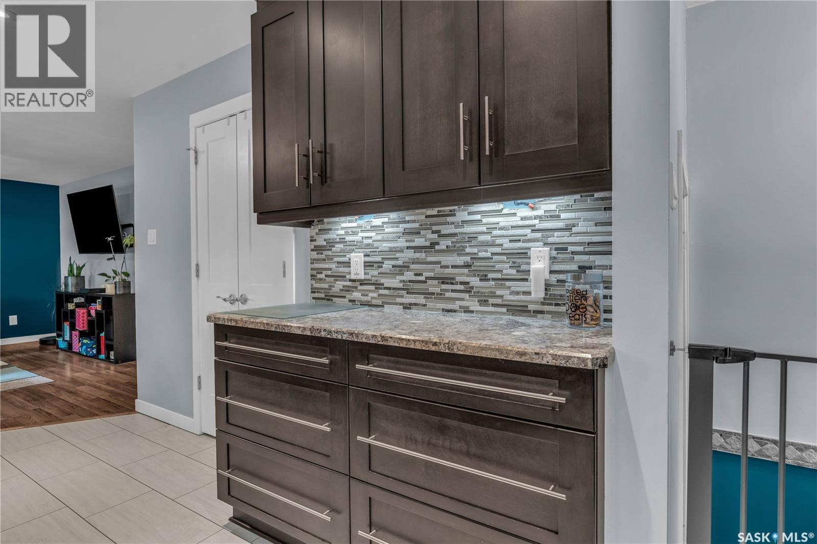 26 Fyfe Street, Regina, SK - Indoor