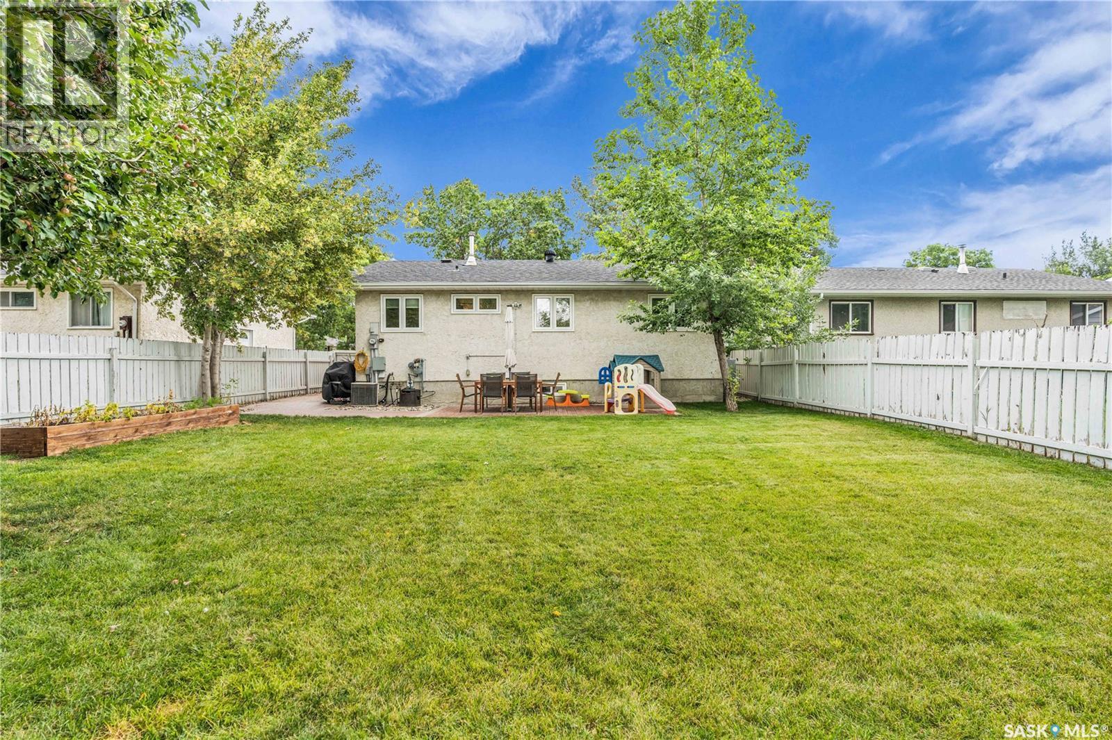 26 Fyfe Street, Regina, SK - Outdoor