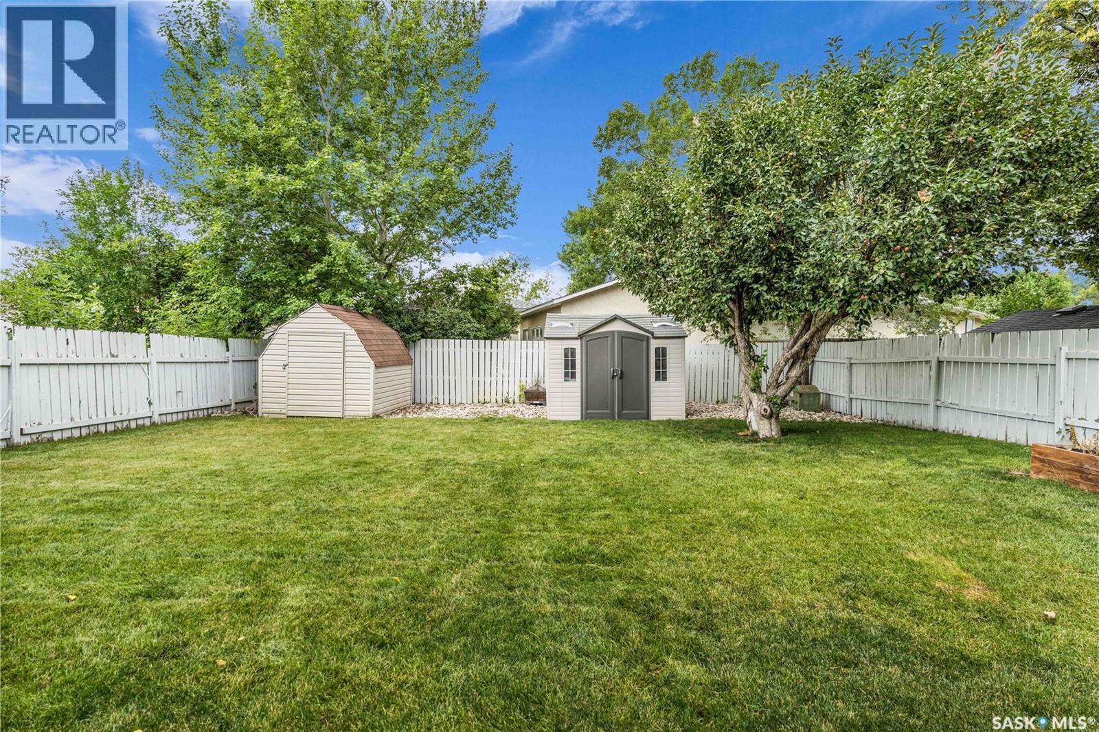 26 Fyfe Street, Regina, SK - Outdoor