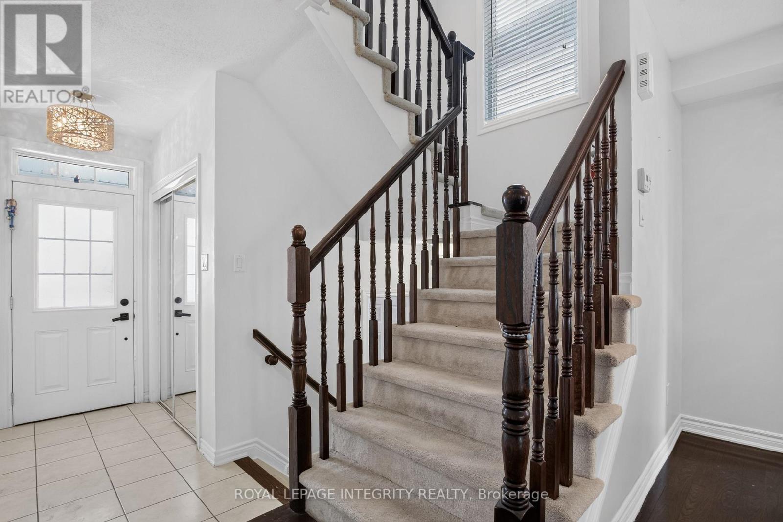 414 Meadowhawk Crescent, Ottawa, ON - Indoor Photo Showing Other Room