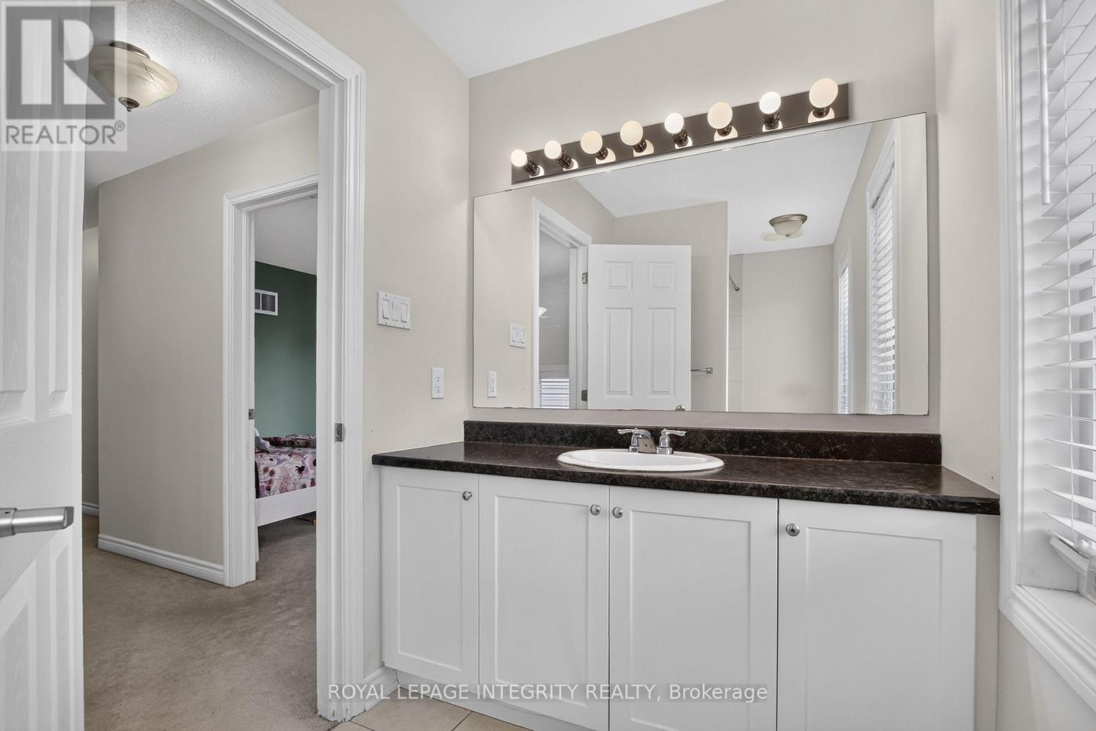 414 Meadowhawk Crescent, Ottawa, ON - Indoor Photo Showing Bathroom