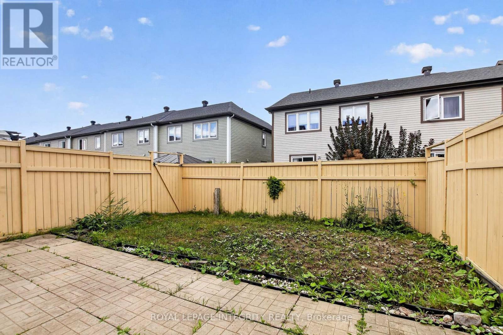 414 Meadowhawk Crescent, Ottawa, ON - Outdoor