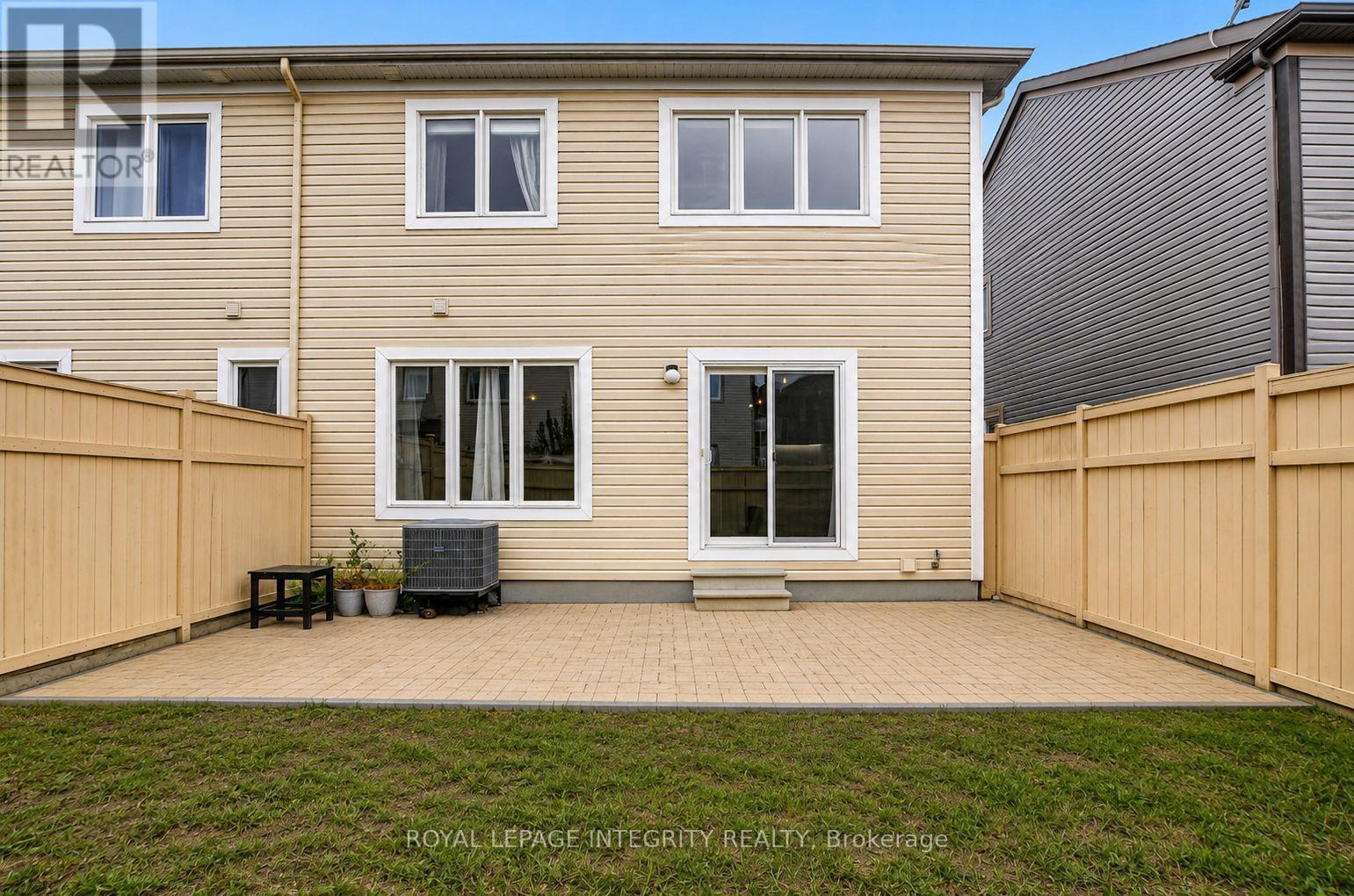 414 Meadowhawk Crescent, Ottawa, ON - Outdoor With Exterior